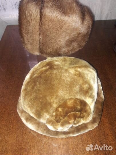 Шапки женские,мужские вязаные и меховые