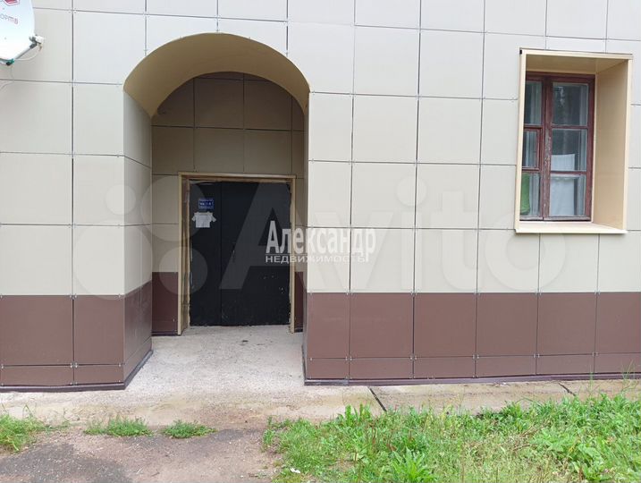 2-к. квартира, 57 м², 1/2 эт.
