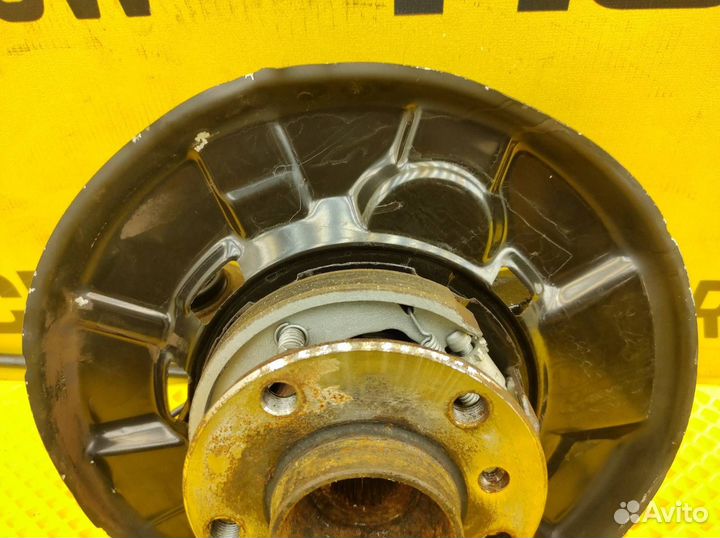 Кулак поворотный задний правый Bmw 116I F20