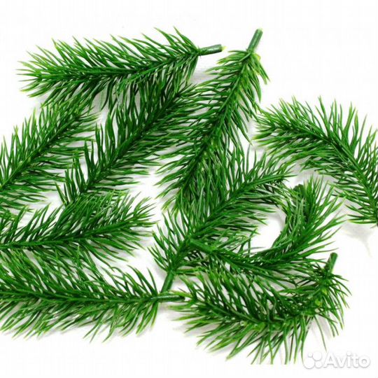 Хвойная ветка искусственная