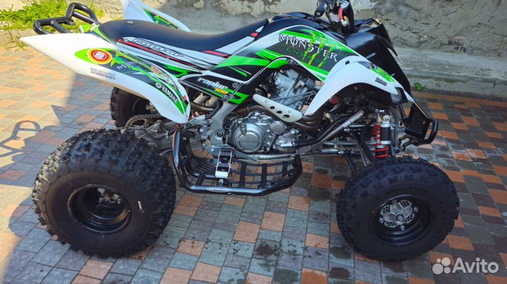 Yamaha YFM700R