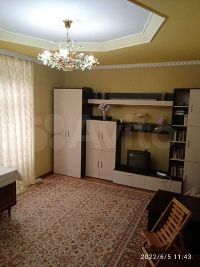2-к. квартира, 54 м², 4/4 эт.