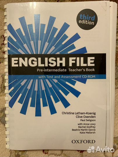 Upstream, Solutions, English file