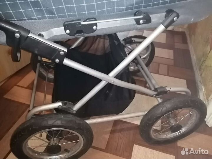 Коляска 2 в 1 Jedo