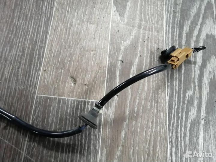 Кнопка открывания багажника Ниссан Теана J32