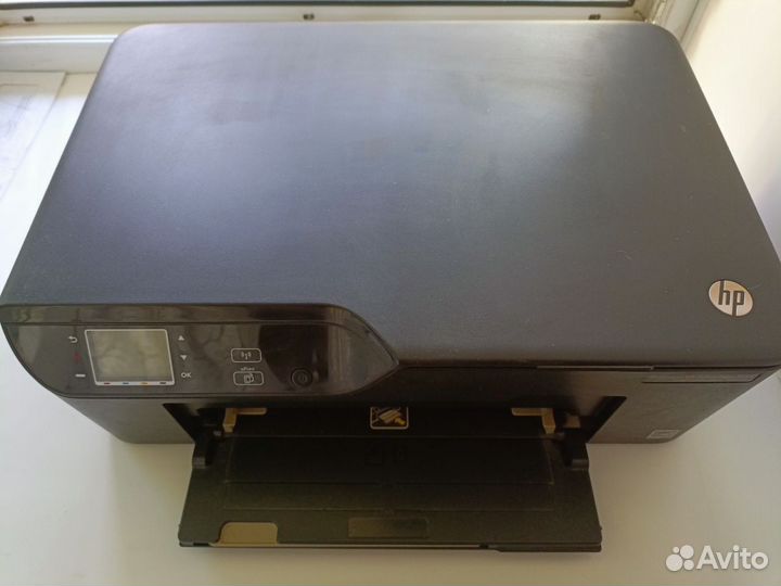 Принтер HP DeskJet Ink Advantage 3525