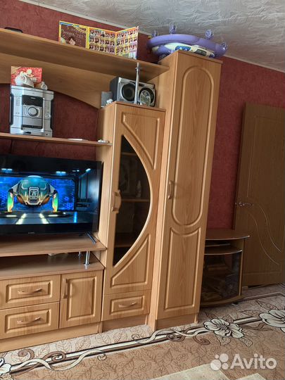 Стенка в гостиную