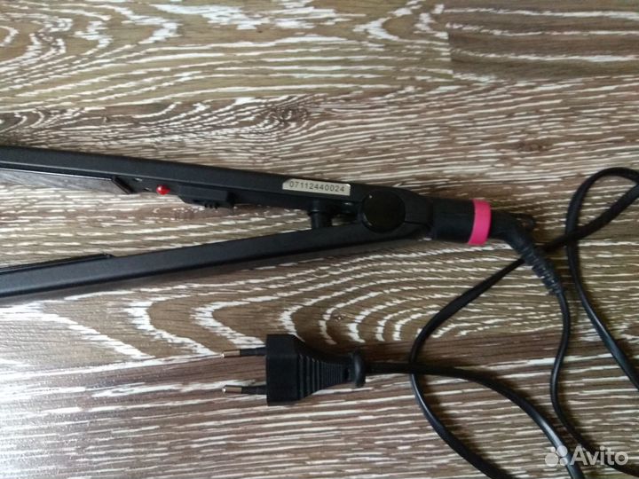 Выпрямитель для волос Maxwell