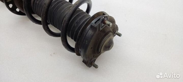 Амортизатор подвески передний правый Kia Sportage