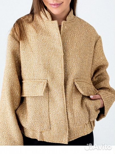 Золотой бомбер в пайетках в стиле zara