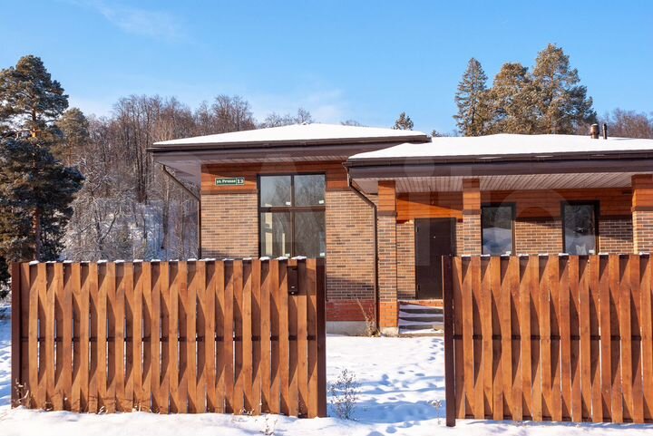 Коттедж 147 м² на участке 12,8 сот.