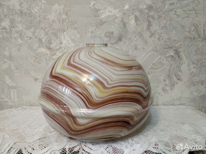 Большой стеклянный абажур