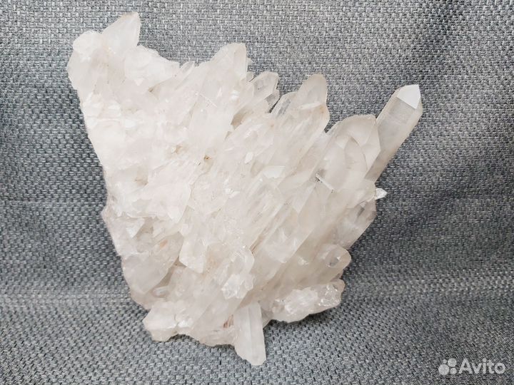 Горный хрусталь (кварц), друза, Перекатное, Якутия