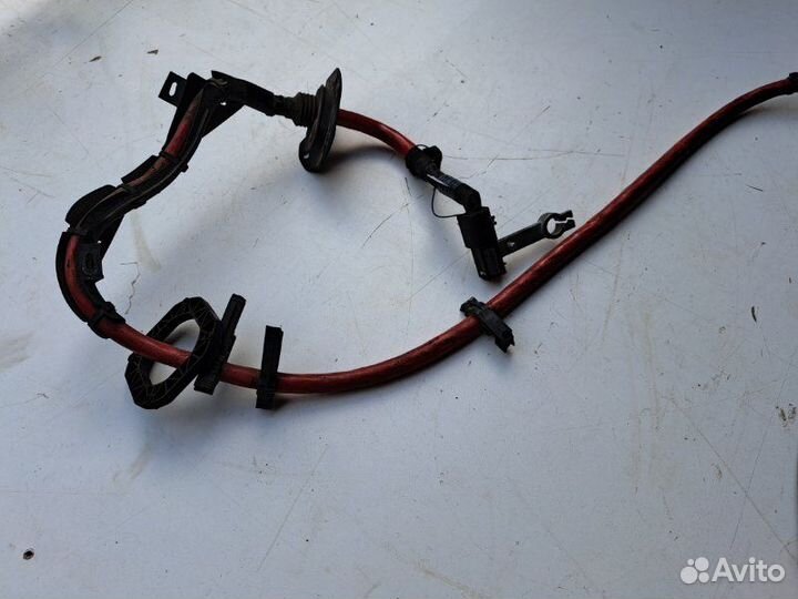 Провод аккумулятора плюсовой Bmw Z4 E85 M54B30