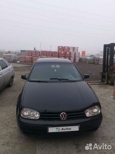 Volkswagen Golf 1.4 МТ, 2002, 100 000 км
