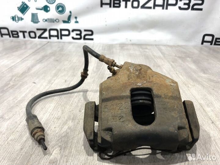 Суппорт тормозной передний правый Ford Fiesta MK5