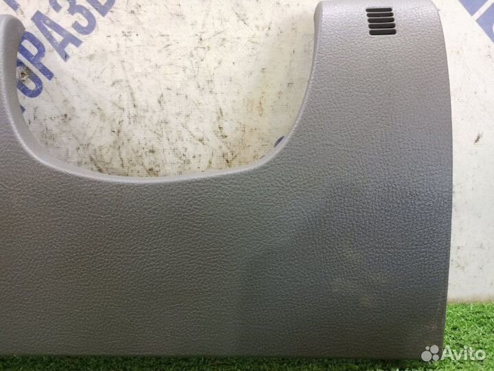 Накладка торпедо передняя левая Mazda 6 Gg седан