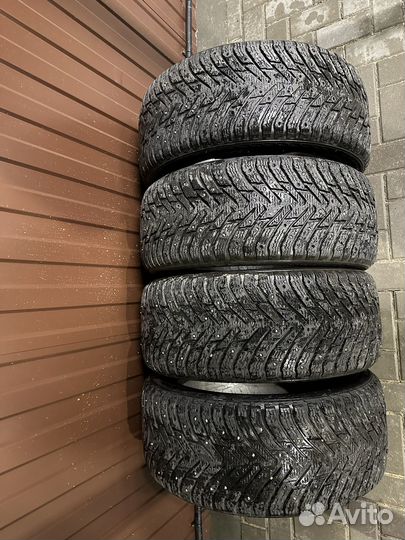 Nokian Tyres Hakkapeliitta 8 245/45 R19 102T