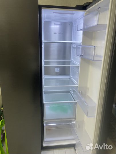 Холодильник side-by-side Samsung