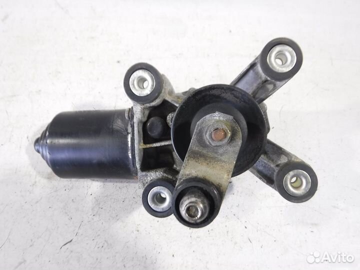 Моторчик стеклоочистителя передний Nissan Primera