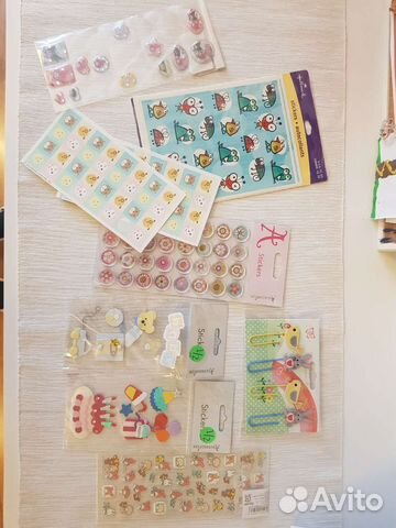 Наклейки, открытки Hallmark Sanrio Accessories