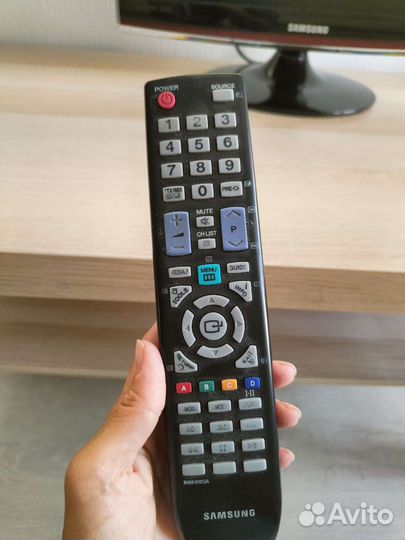 Монитор Samsung T200hd