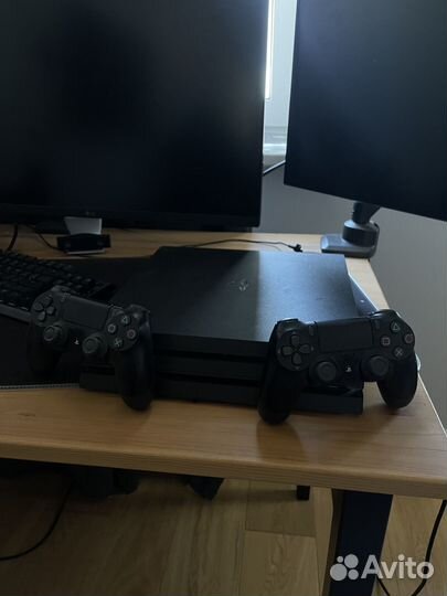 Sony PS4 pro 1tb