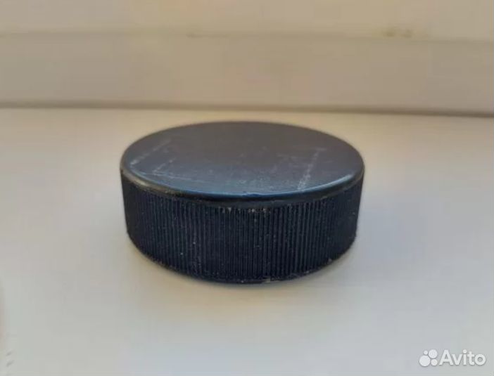 Коньки хоккейные