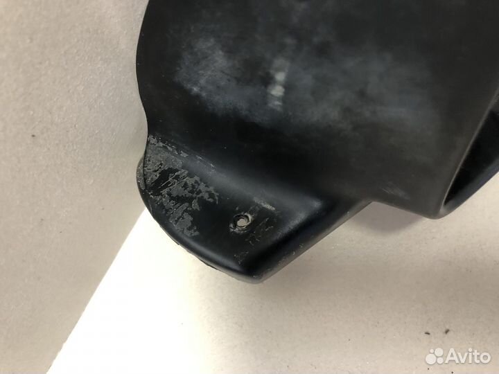 Корпус правого зеркала Toyota Avensis 2 2003-2006