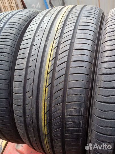 Yokohama Advan dB V552 245/45 R18