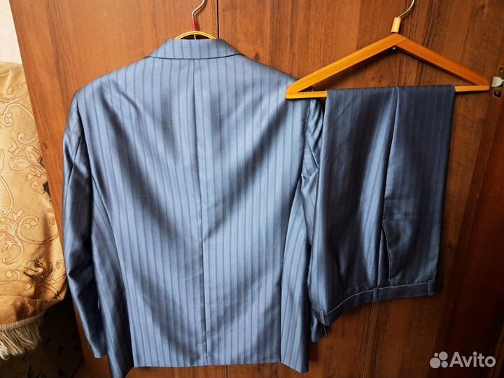 Мужской костюм