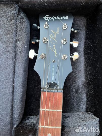Электрогитара Epiphone les paul