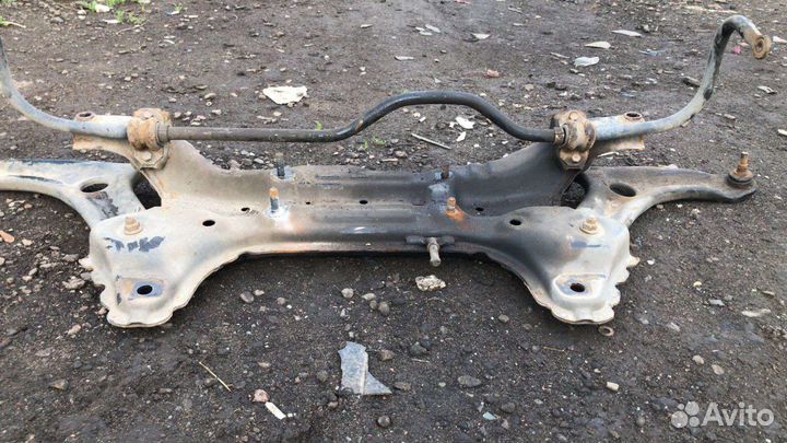 Подрамник Hyundai i20