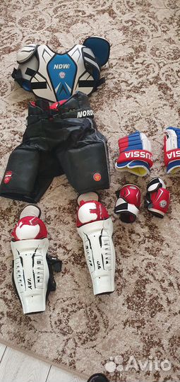 Комплект вещей для хоккея