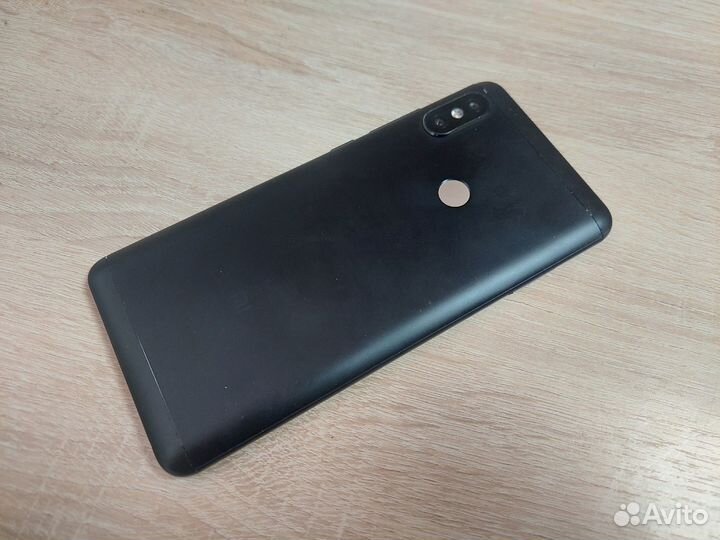 Xiaomi Redmi Note 5, 4/64 ГБ