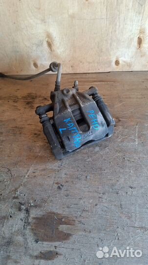 Рено каптюр суппорт левый