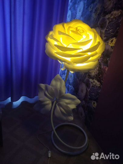 Светильник Роза