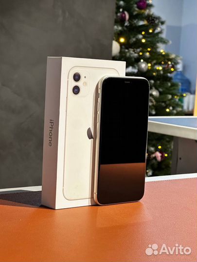 iPhone 11, 128 ГБ