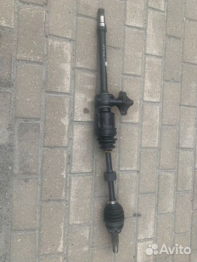 Передняя правая полуось