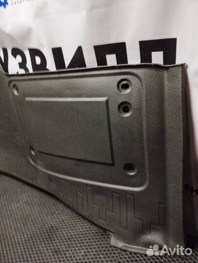 Обшивка пола кабины Volvo FH4 82289512