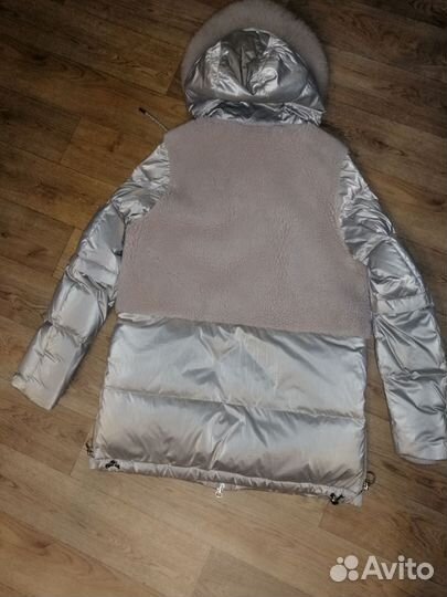 Пуховик женский 42 44