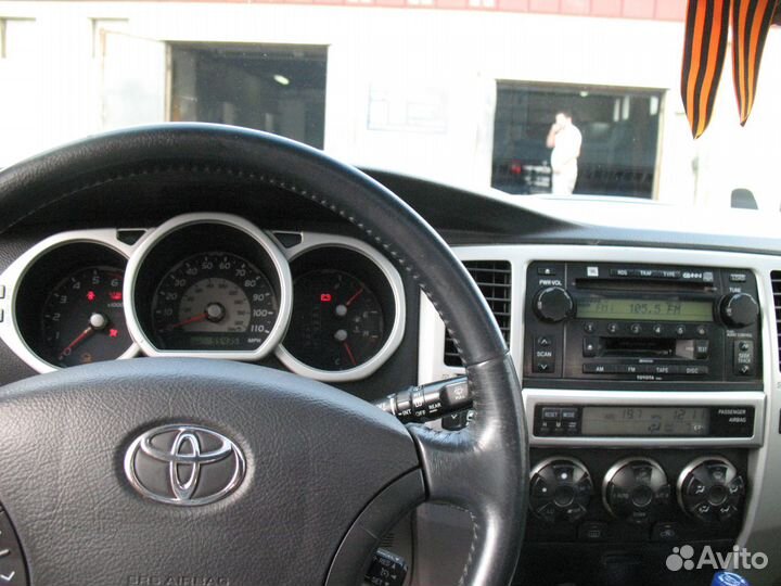 Toyota 4Runner 4.0 AT, 2005, 195 000 км