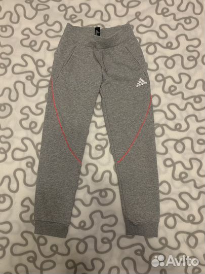 Спортивный костюм для девочки