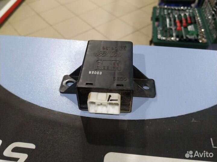 Реле центрального замка Chevrolet Lacetti