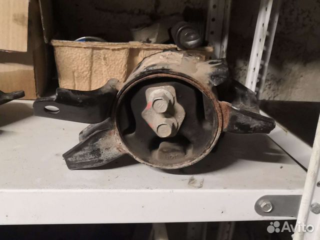 Kia подушка левая