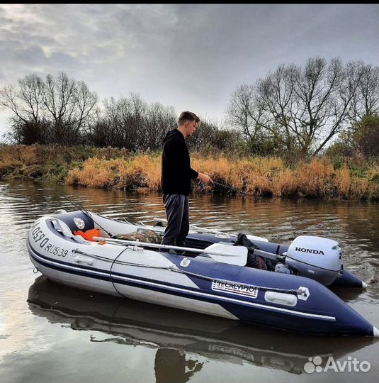 Моторная лодка с Мотором Honda bf20