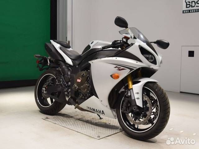 Yamaha YZF-R1