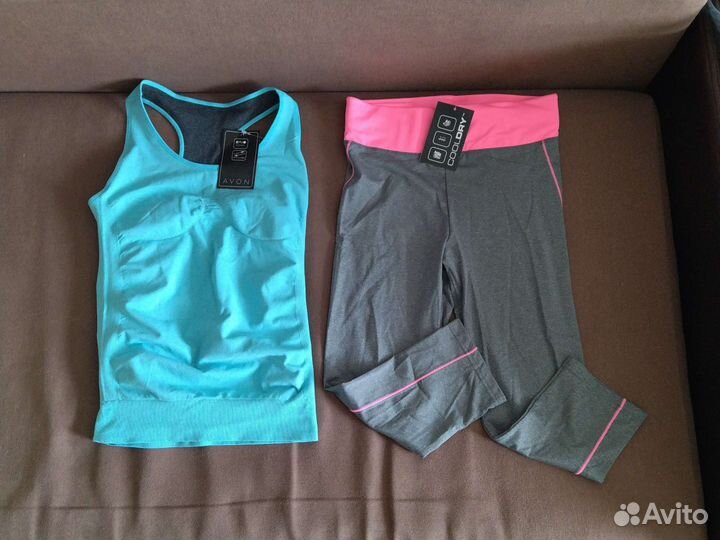 Спортивный топ и бриджи новые 42-44 комплект