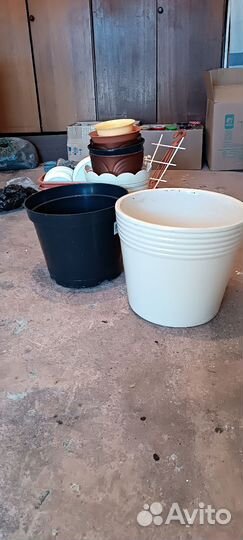 Кашпо горшок для цветов