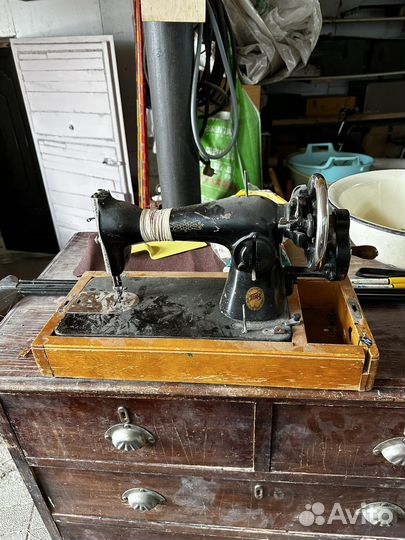 Пмз им Калинина швейная машинка